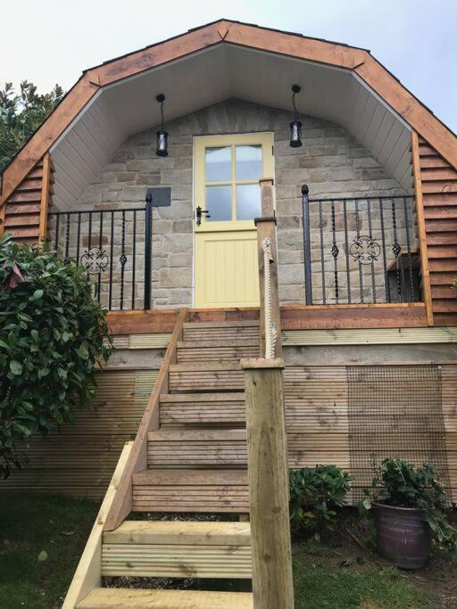 Bumble Bee Cottage Plymouth Esterno foto