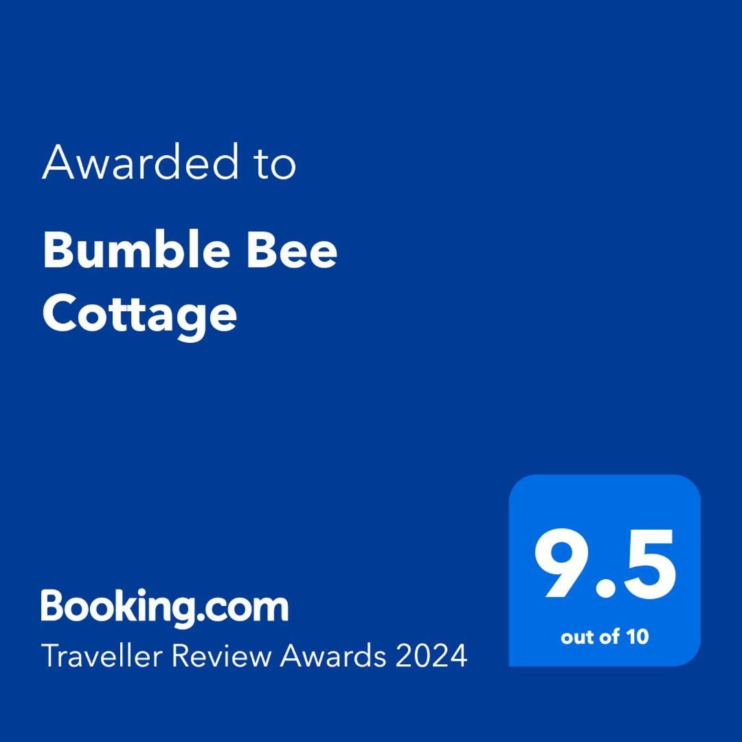 Bumble Bee Cottage Plymouth Esterno foto
